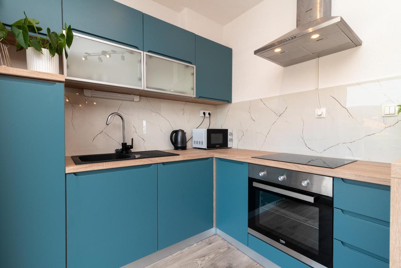 Beach Apartman Marela Слатине Екстериор снимка