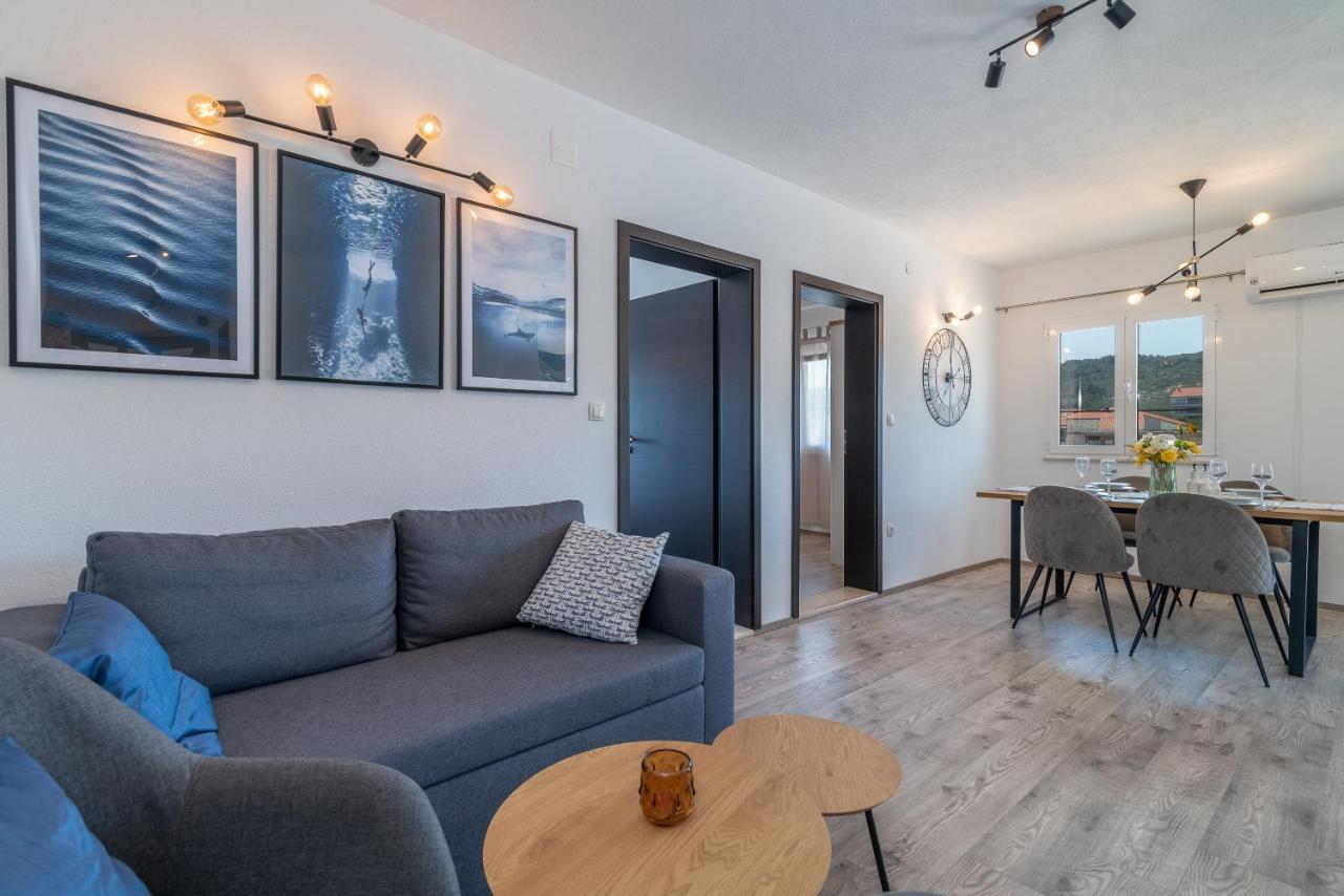 Beach Apartman Marela Слатине Екстериор снимка