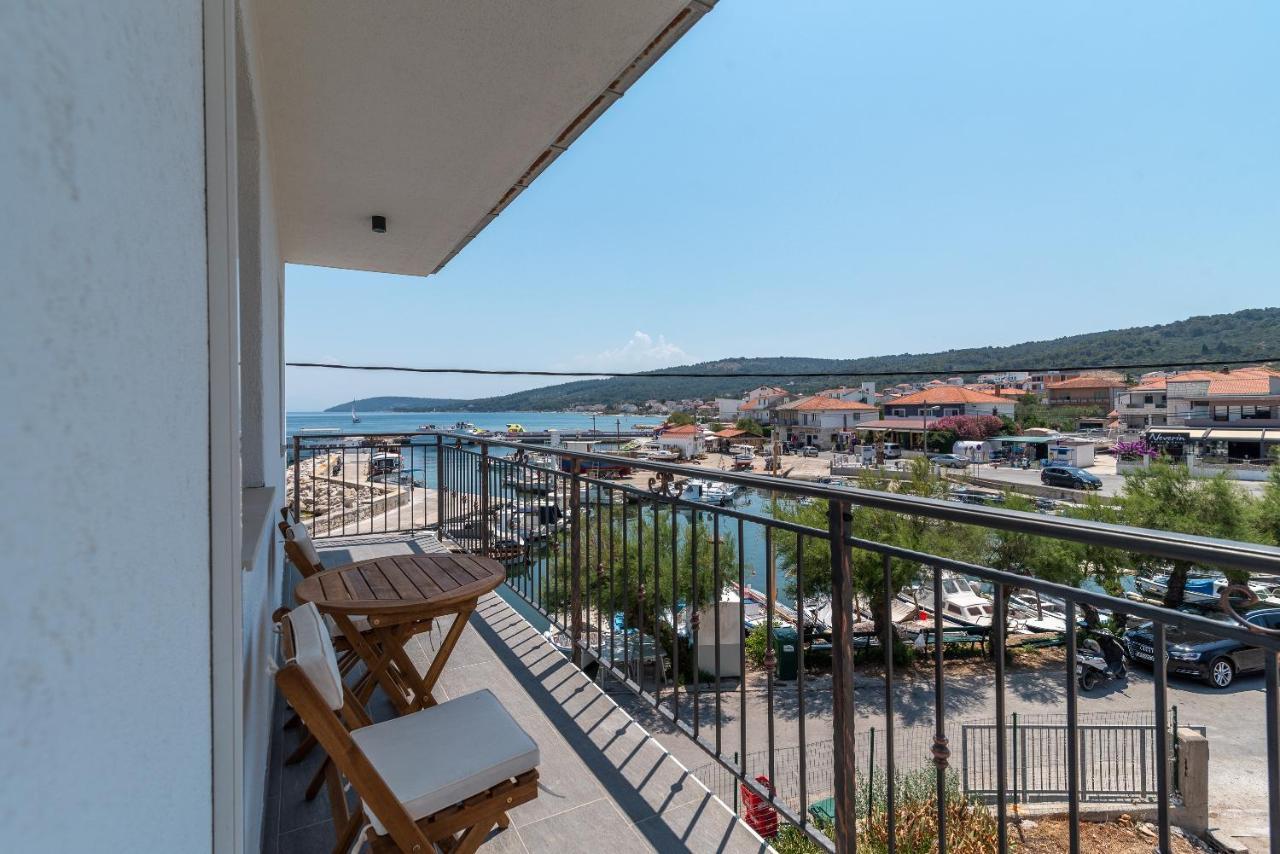 Beach Apartman Marela Слатине Екстериор снимка