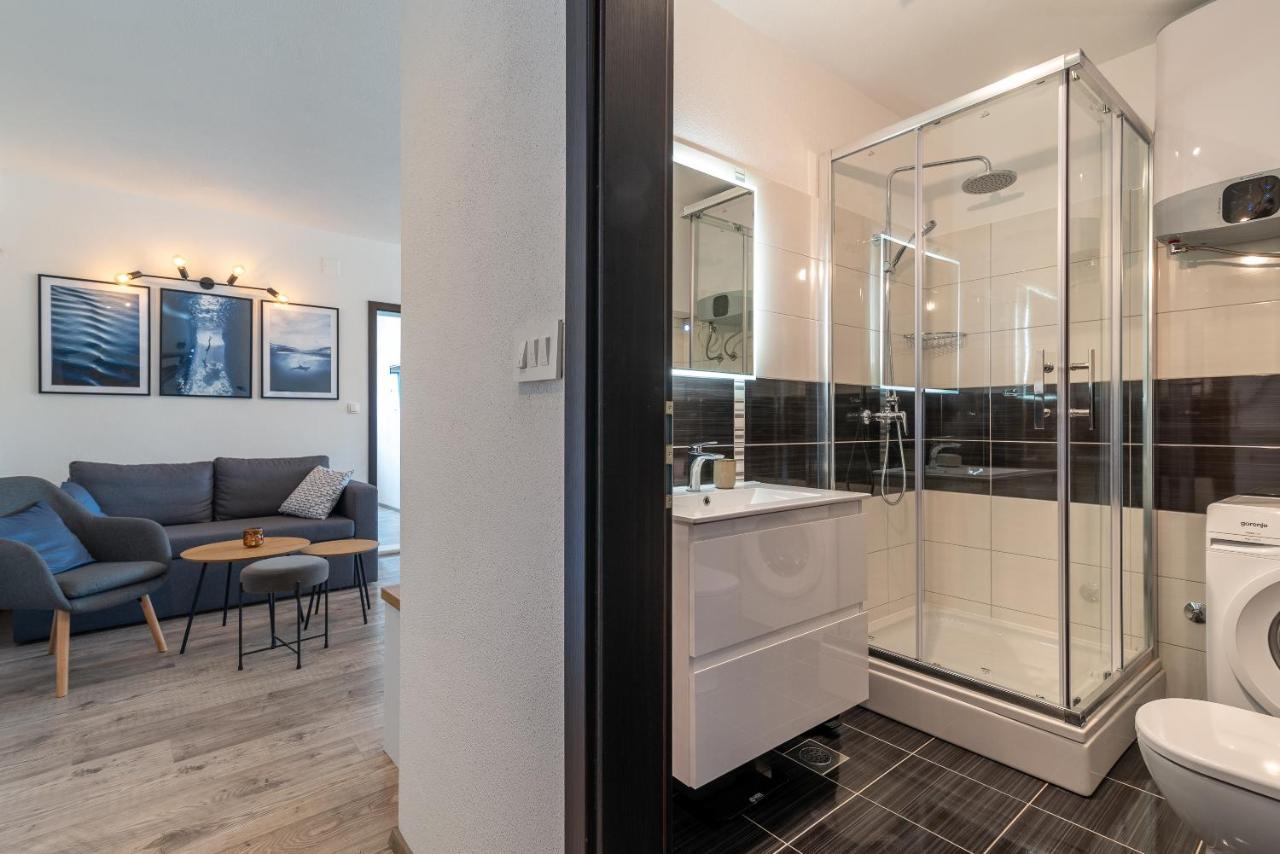 Beach Apartman Marela Слатине Екстериор снимка